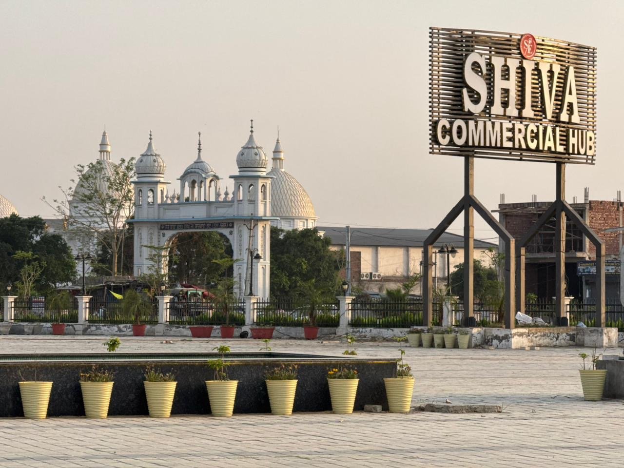 Shiva Commercial Hub